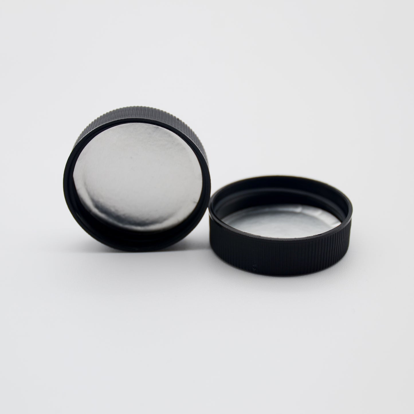 Black Plastic Cap Ribbed w/ Universal H.I.S 38/400