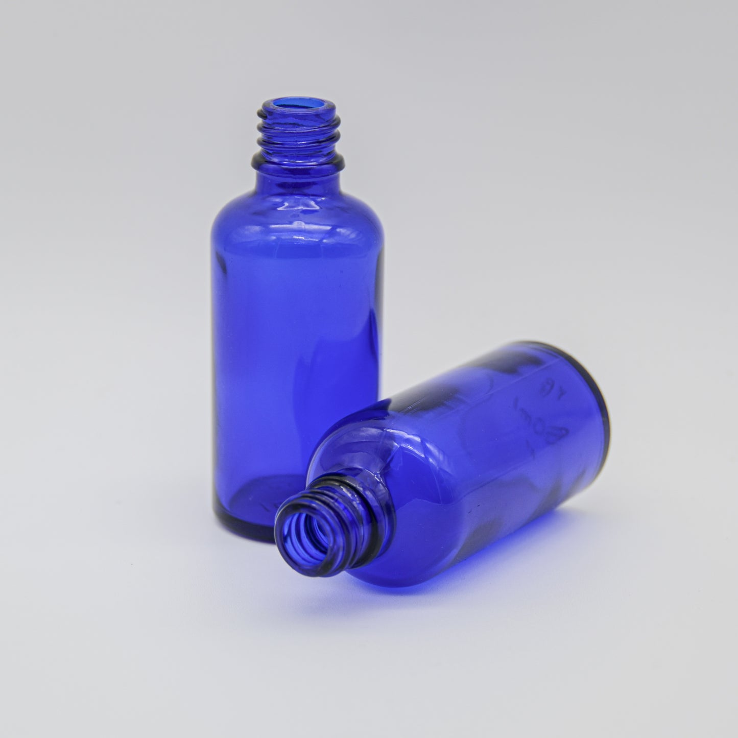 50ml Blue Glass Boston Round Dropper Bottle 18 DIN